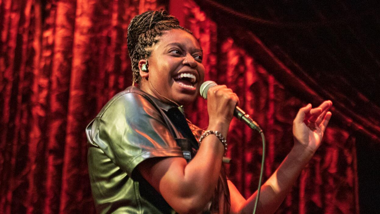 Daisha McBride, Domani and Melo Roze Turn Up at Analog